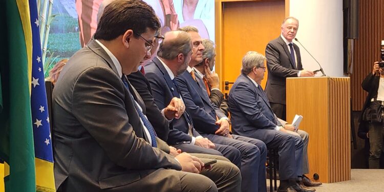 “Polígono da seca não existe, o que há é área da Sudene”, diz Casagrande