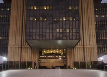 Fique de olho: decretada falência de dois bancos brasileiros