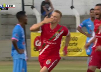 Real Noroeste a caminho do topo, Jaguaré na beira do poço