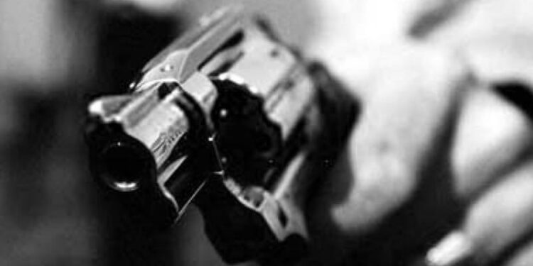 Homem é assassinado enquanto saia para comprar lanche em Nova Venécia