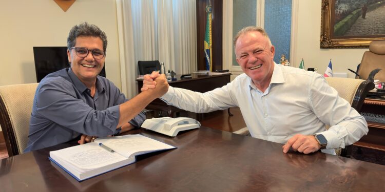 Renato Casagrande transfere Governo do Estado para Ricardo Ferraço Renato Casagrande transfere Governo do Estado para Ricardo Ferraço