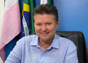 Euclério não inaugura, entrega