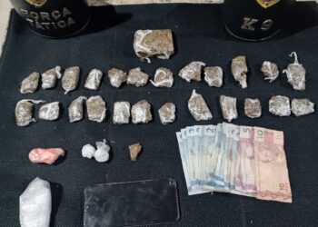 Polícia apreende drogas e prende traficante na Vila Gonçalves, em Barra de São Francisco