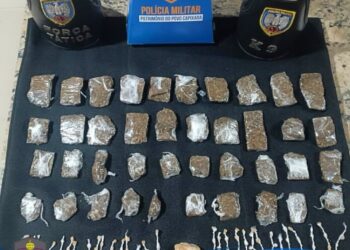 Polícia apreende pedras de crack no bairro Irmãos Fernandes, em Barra de São Francisco