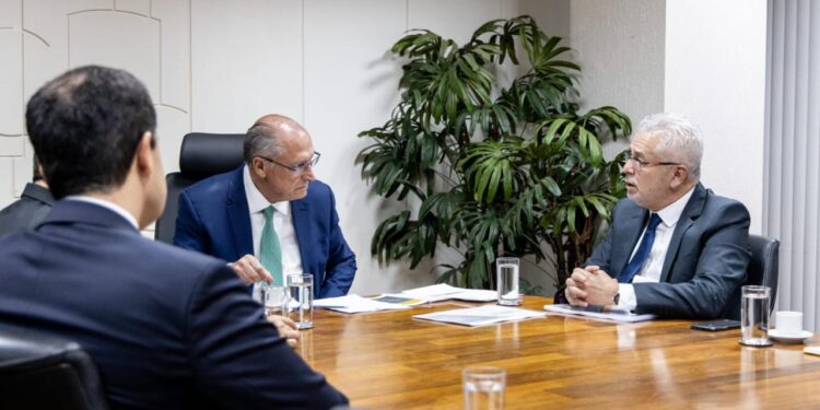 Portos capixabas e Arco Leste: novo eixo logístico nacional