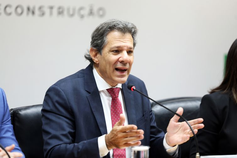 Valter Campanato/Agência Brasil Brasília (DF), 22/05/2025 - O ministro da Fazenda, Fernando Haddad, durante divulgação dos dados do Relatório de Avaliação de Receitas e Despesas Primárias do 2º bimestre de 2025. Foto: Valter Campanato/Agência Brasil