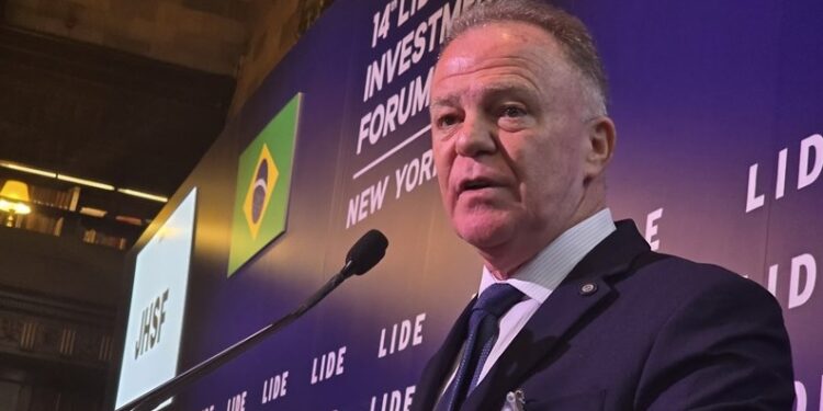 Em NY, Casagrande recomenda equilíbrio do Brasil na guerra tarifária