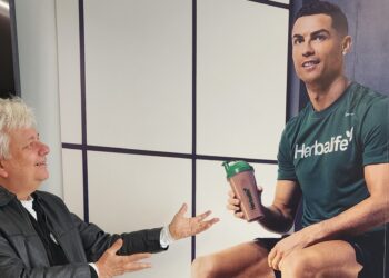 CR7 vai ganhar mais de R$ 5 milhões por dia no futebol árabe