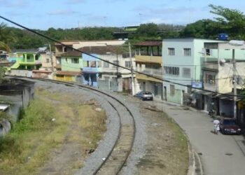 Polícia faz operação para prender envolvidos em triplo homicídio em Vila Velha