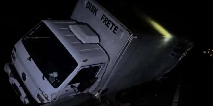 Acidente envolvendo vaca provoca colisão entre caminhão, ônibus e carro na ES-130 em Boa Esperança