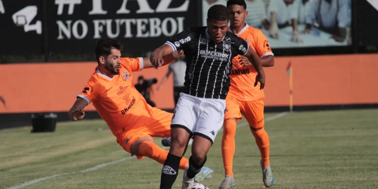 Rio Branco-ES e Nova Iguaçu empatam em jogo equilibrado pelo Brasileirão Série D
