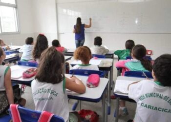 Euclério celebra crescimento da alfabetização em Cariacica: dobro da média nacional