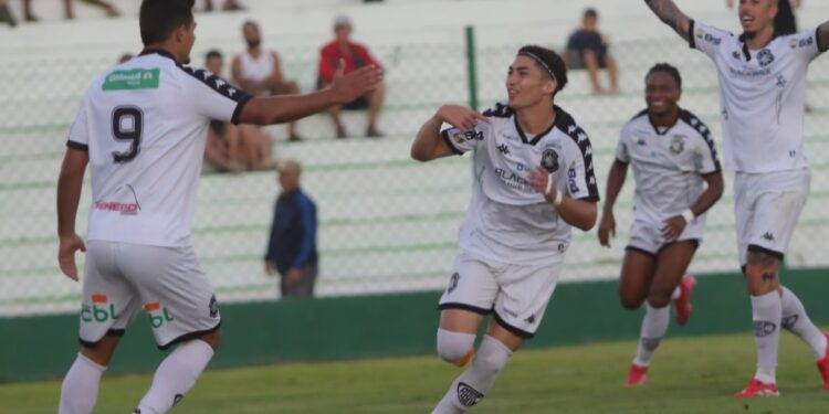 Série D: Rio Branco-ES classificado, Porto Vitória fica vivo