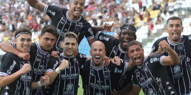 Rio Branco-ES faz o dever de casa, mas Porto Vitória e Nova Iguaçu morrem abraçados na Série D