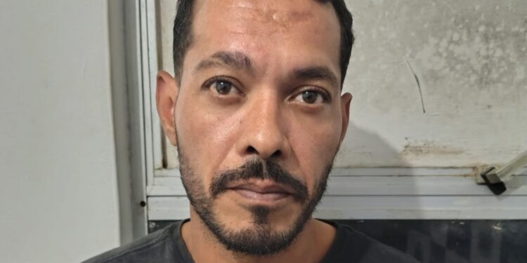 Caravelas-BA: Policia Civil “estoura’ ponto de venda de drogas