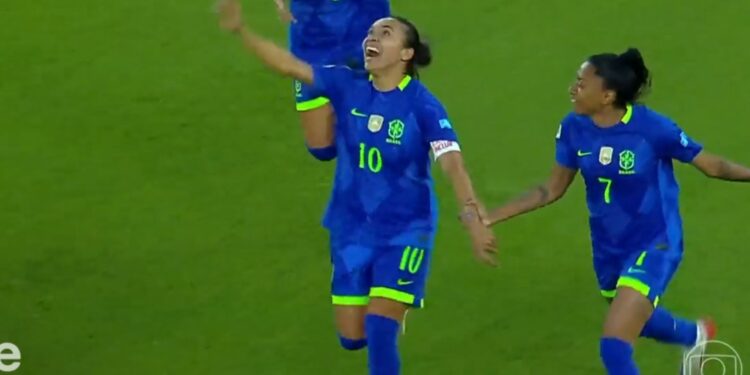 Rainha Marta decide e Brasil é campeão da Copa América
