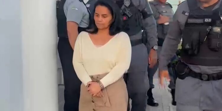 Condenada a 23 anos de prisão mulher que tramou assassinato de gerente de fazenda Condenada a 23 anos de prisão mulher que tramou assassinato de gerente de fazenda