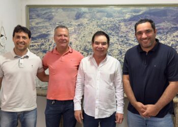 Prefeitos se reúnem em Barra de São Francisco para tratar de possível compensação financeira ligada ao “Contestado”