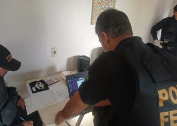 Jovem de 19 anos preso pela Federal em São Mateus por crimes pela Internet