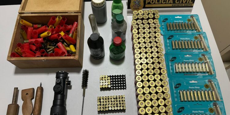 Operação policial apreende arsenal bélico em município do Noroeste