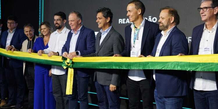 Setor de rochas vê avanços no pacote federal, mas reforça luta contra sobretaxas