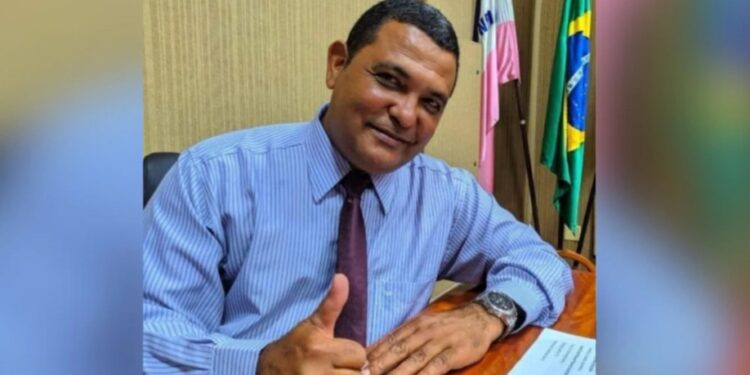 Ex-vereador, nascido em Água Doce, morre atropelado por ônibus em Aracruz Ex-vereador, nascido em Água Doce, morre atropelado por ônibus em Aracruz
