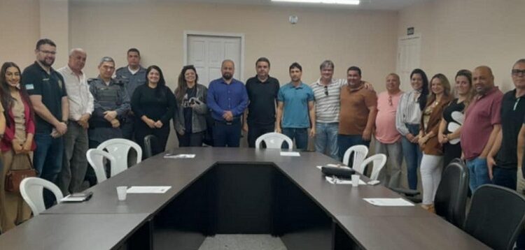 Durante reunião, autoridades de Barra de São Francisco discutem segurança e cidadania; veja as propostas