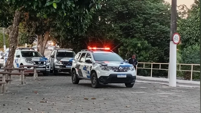 Jovem desaparece após pular em lagoa para fugir da PM em Linhares Jovem desaparece após pular em lagoa para fugir da PM em Linhares
