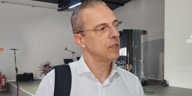 Especialista em dor pede que pessoas se vacinem contra herpes zóster Especialista em dor pede que pessoas se vacinem contra herpes zóster
