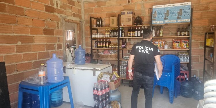 Mercearia em São Mateus é flagrada furtando energia elétrica Mercearia em São Mateus é flagrada furtando energia elétrica