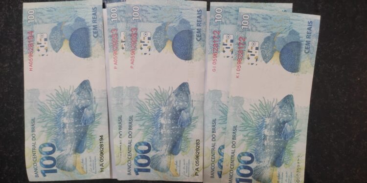 PF prende homem e apreende dinheiro falso no Caparaó