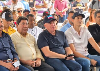 Mazinho comemora R$ 30 milhões em obras aurorizadas para Ecoporanga