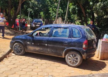 Polícia Militar recupera carro furtado em Barra de São Francisco