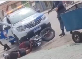 Vídeo: perseguição de viatura da PM a adolescentes de moto termina em acidente em Montanha, no Norte do ES