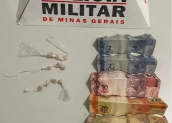 Mulher é presa por tráfico de drogas no bairro Pires de Albuquerque, em Mantena