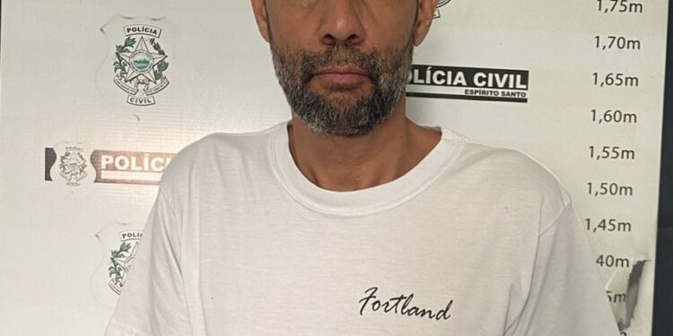 Polícia prende suspeito de estuprar adolescente em banheiro de shopping, em Linhares Polícia prende suspeito de estuprar adolescente em banheiro de shopping, em Linhares