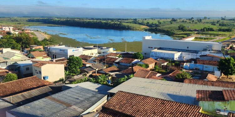 Festa de aniversário, clandestina, segundo a PM, termina em morte em Montanha Festa de aniversário, clandestina, segundo a PM, termina em morte em Montanha