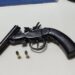 Polícia Militar apreende arma com menor no Bairro Colina, em Barra de São Francisco Polícia Militar apreende arma com menor no Bairro Colina, em Barra de São Francisco