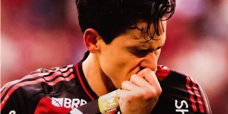 Pedro brilha, Flamengo vence e iguala 61 pontos do Palmeiras