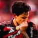 Pedro brilha, Flamengo vence e iguala 61 pontos do Palmeiras Pedro brilha, Flamengo vence e iguala 61 pontos do Palmeiras