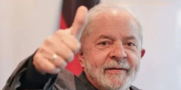 Paraná Pesquisas: Lula abre vantagem; eleitor de Bolsonaro se divide sem ex-presidente
