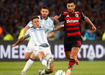 Flamengo, heroico, está na final da Libertadores