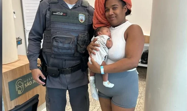 PM salva bebê recém-nascido que se engasgou com leite materno em Colatina PM salva bebê recém-nascido que se engasgou com leite materno em Colatina