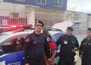 Adolescente é apreendido suspeito de envolvimento em furto de moto em Barra de São Francisco