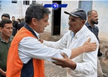 Ricardo Ferraço coordena socorro a vítimas de temporais