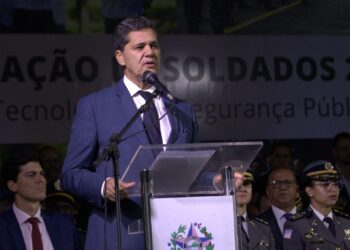 “Brasil precisa acordar”, diz Ricardo sobre liberdade de atirador em escola do ES