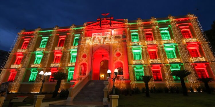 “Natal nos Jardins do Palácio” valoriza centro histórico de Vitória