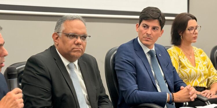 Mazinho quer Estado Presente como programa permanente de segurança do ES