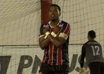 Serra faz 3 a 0 no Capixaba, gols de Patrick, e assume a liderança