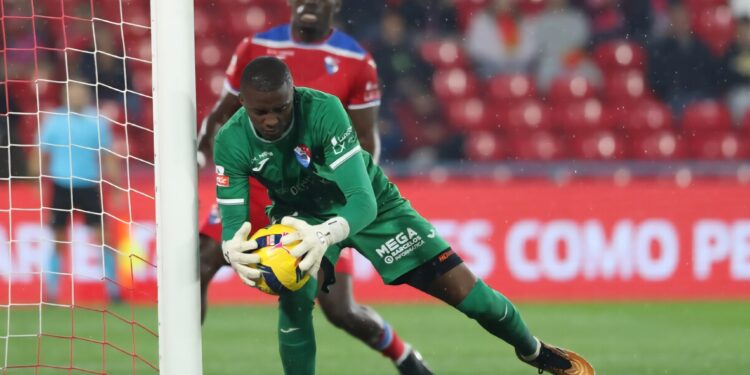 Goleiro, novo reforço do Fla, é irmão de Andrey, ex-Desportiva